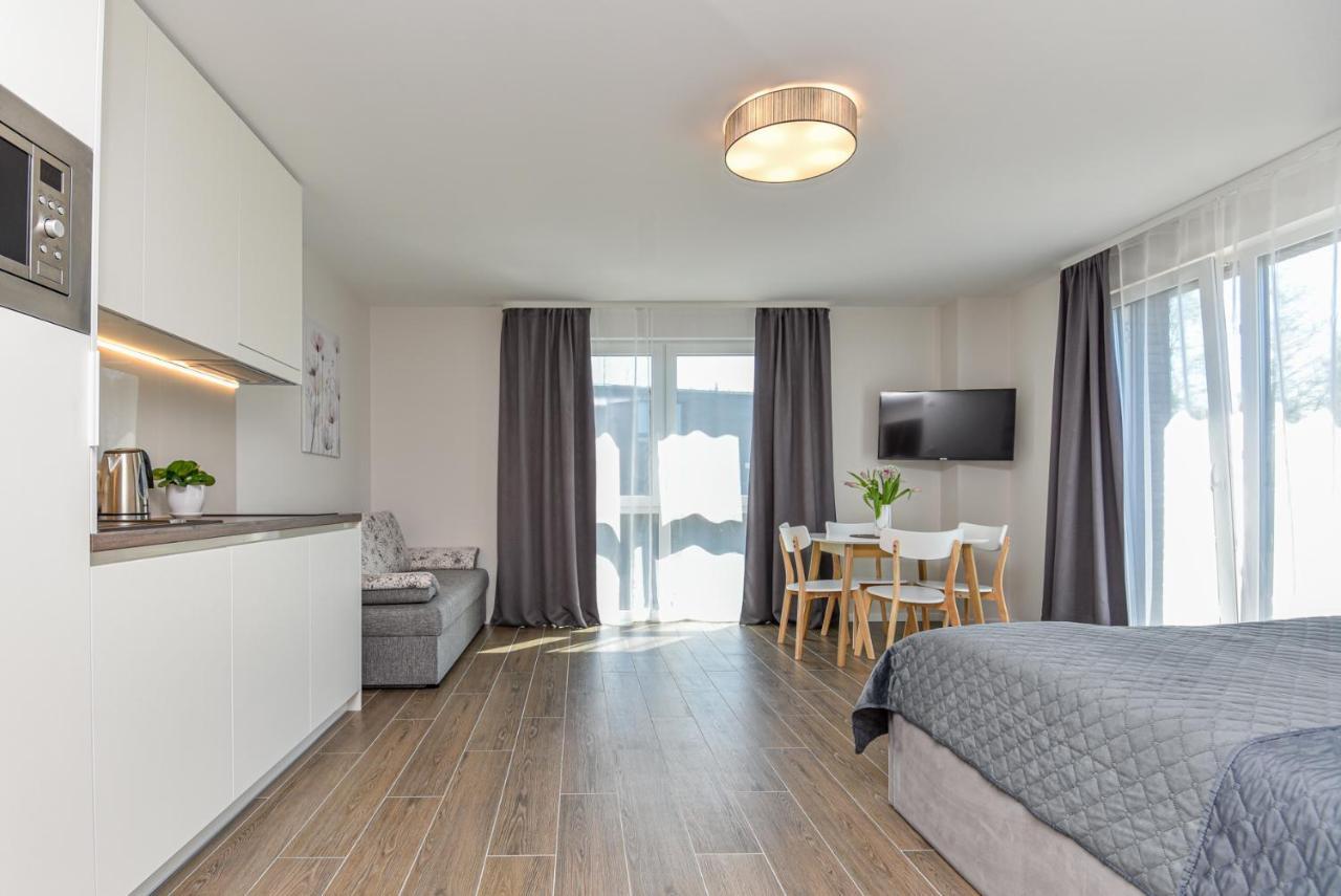 Egitos Apartamentai Παλάγκα Εξωτερικό φωτογραφία