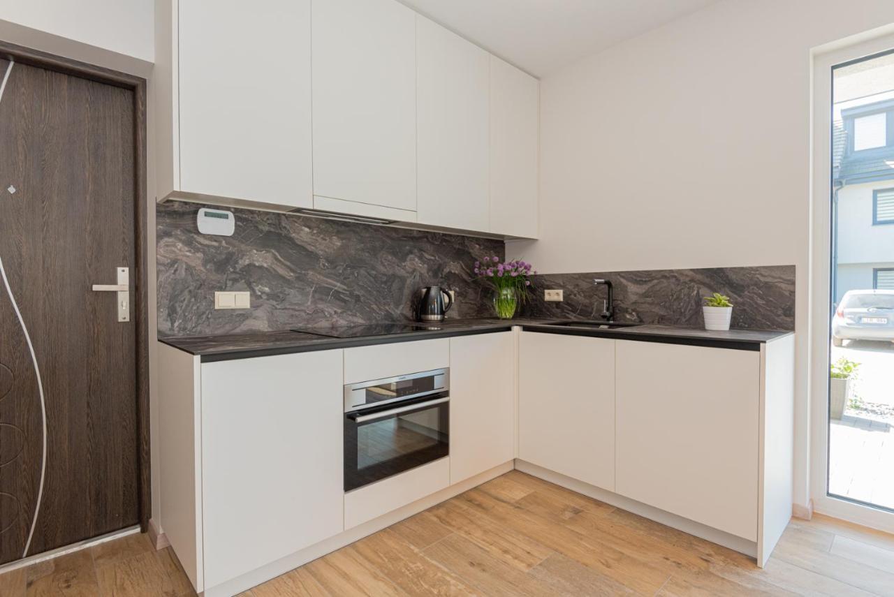 Egitos Apartamentai Παλάγκα Εξωτερικό φωτογραφία