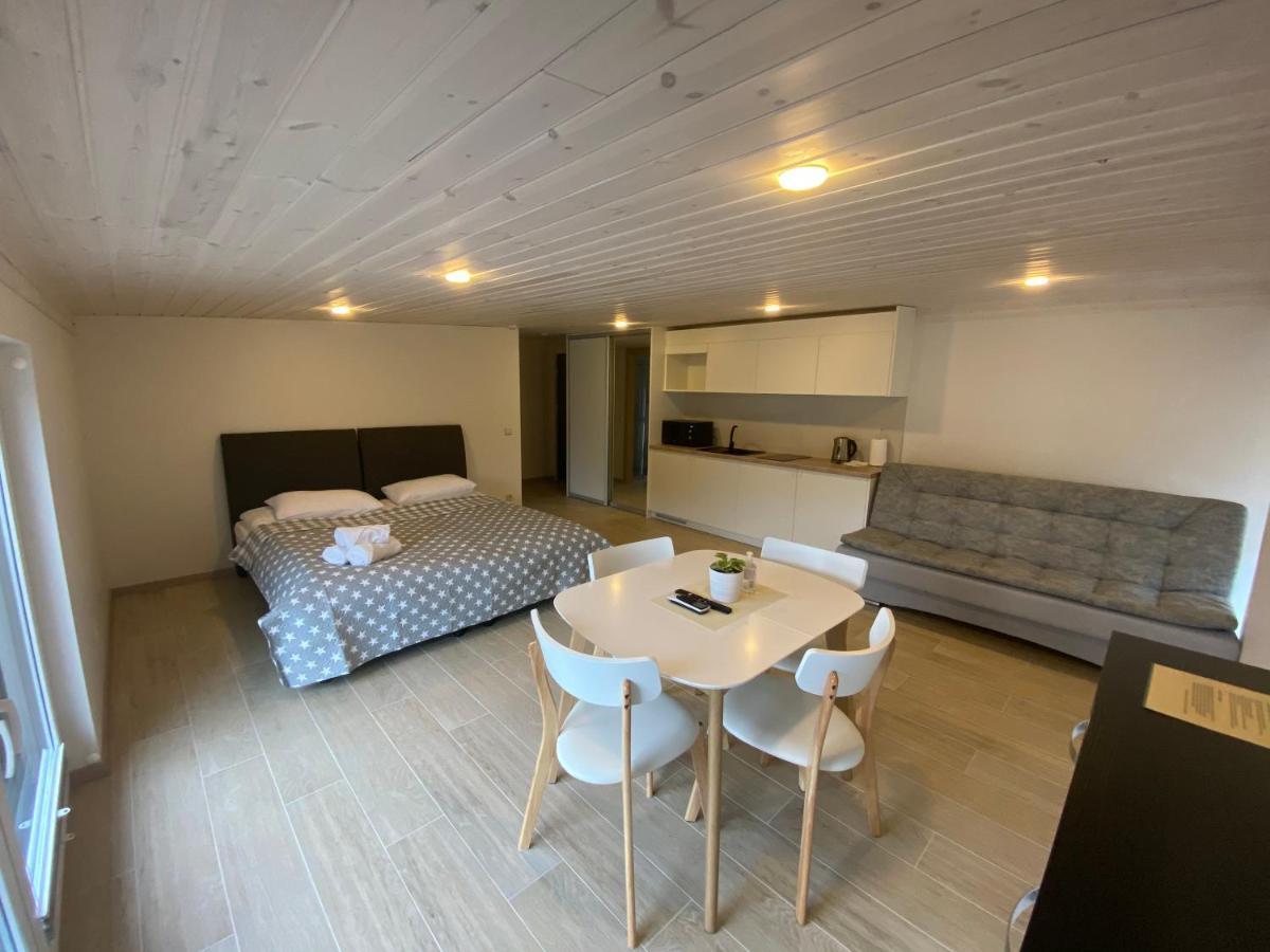 Egitos Apartamentai Παλάγκα Εξωτερικό φωτογραφία